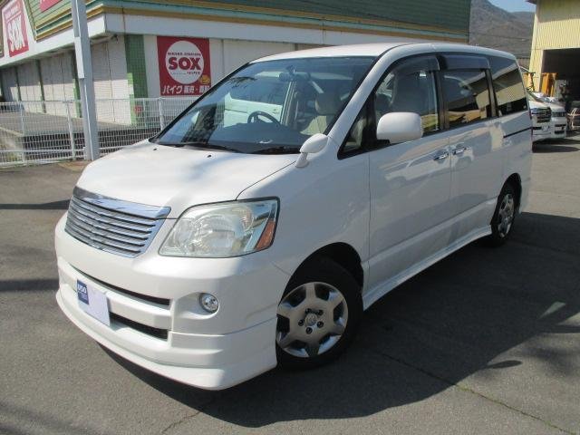 Representative Toyota Noah X 2006 vehicle photo