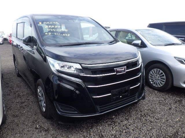 Toyota Noah X 2018